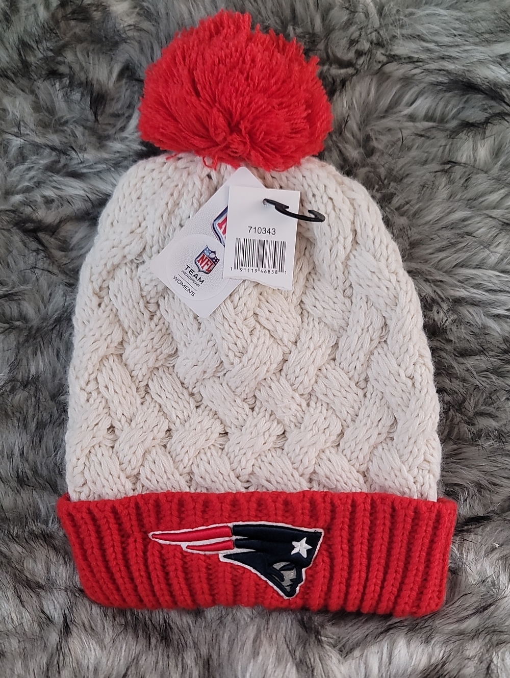 Women's NFL New England Patriots Cream Cable Knit Pom Beanie with Red Cuff